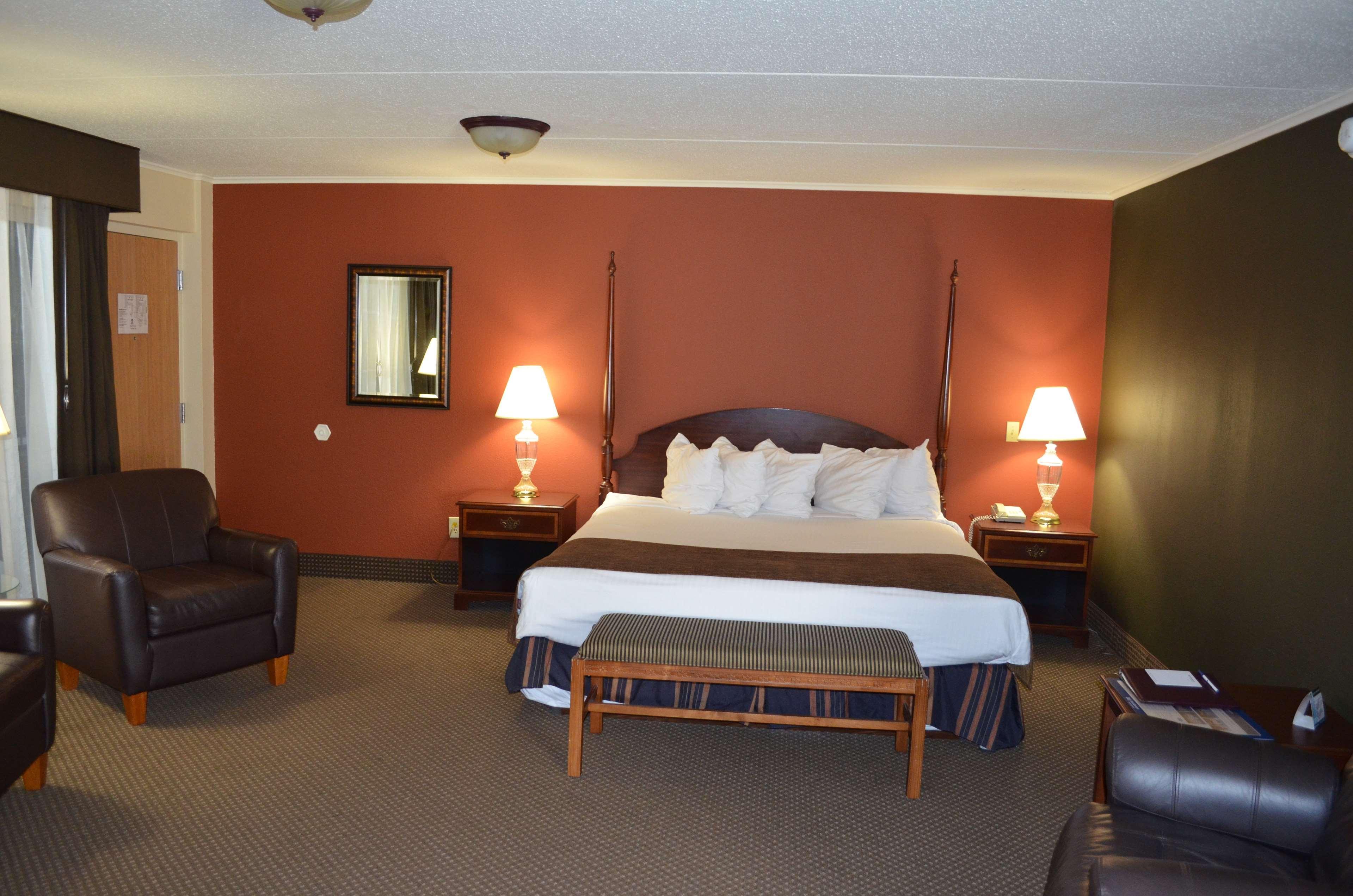 Crossroads Hotel & Event Center Fort Dodge Exterior foto